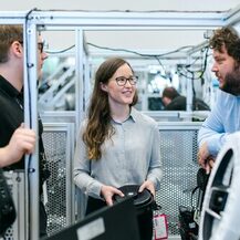 Eine Gruppe von jungen Arbeitskräften